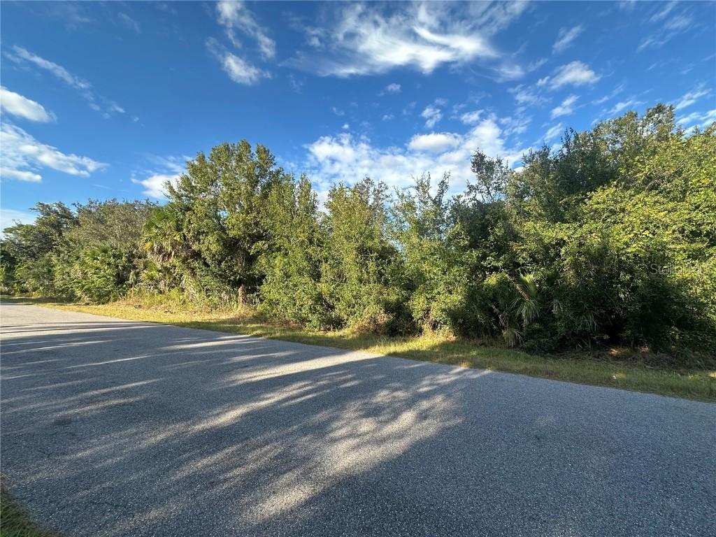 Parlay Ln., North Port, FL 34286