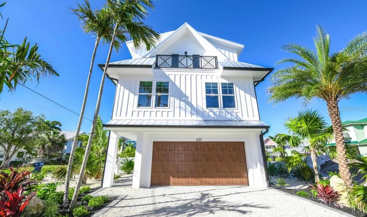 401 20th Pl., Bradenton Beach, FL 34217