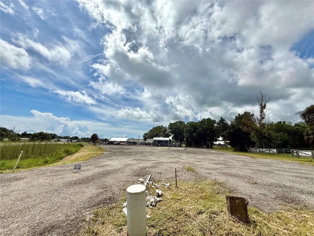 651 Us Highway 98, Okeechobee, FL 34972