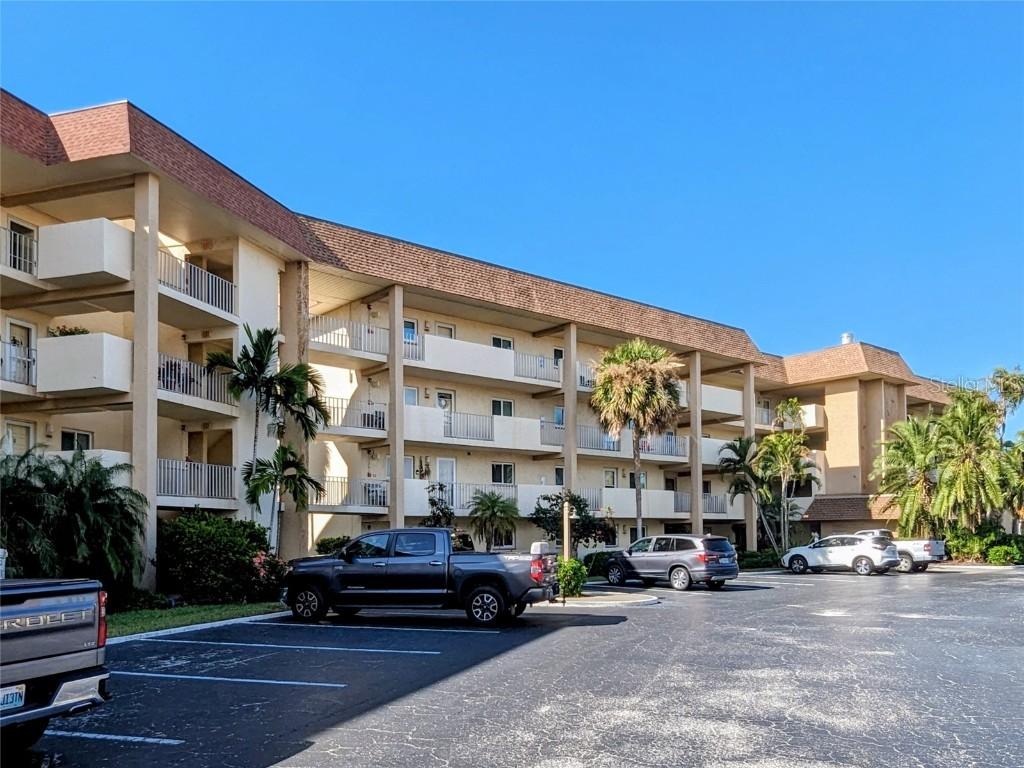 4309 Mariner Way #304, Fort Myers, FL 33919