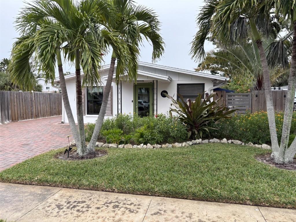 730 Fox St., Longboat Key, FL 34228