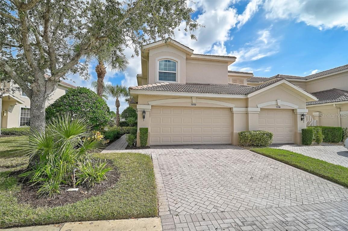 7012 Prosperity Cir. #706, Sarasota, FL 34238