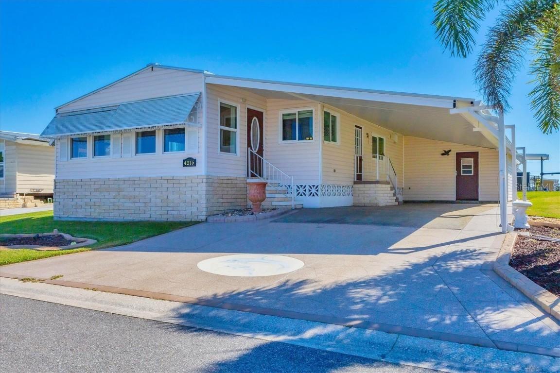 4215 14th St., Ellenton, FL 34222