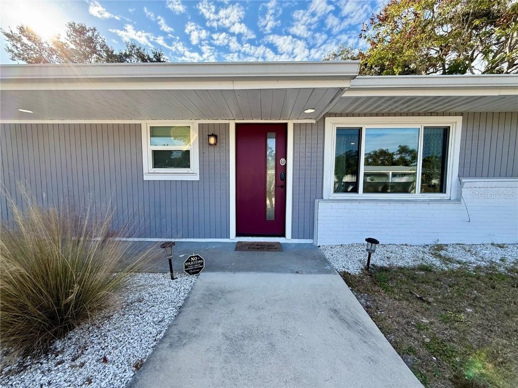 2126 Craft Ln., Sarasota, FL 34239