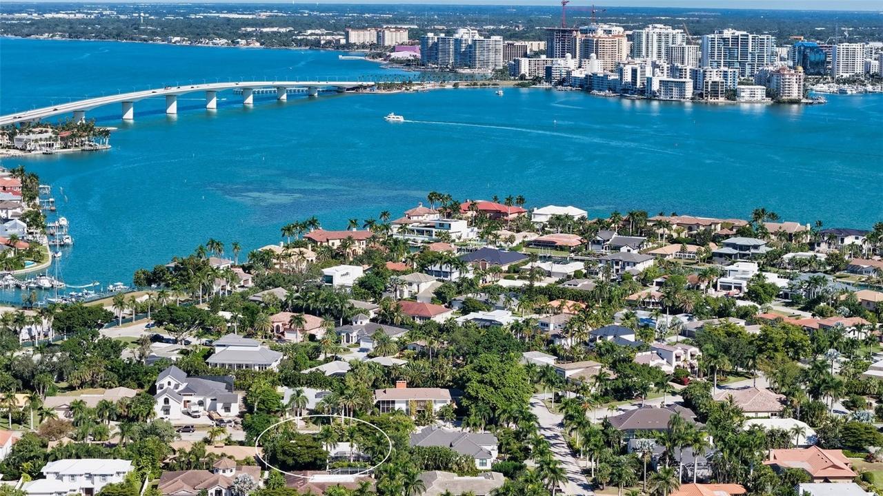 338 Bird Key Dr., Sarasota, FL 34236