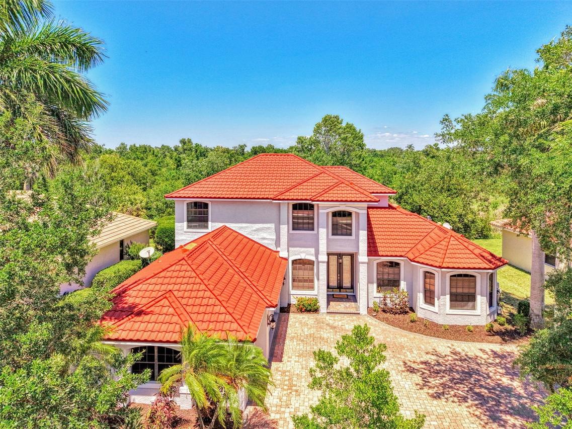5684 Eastwind Dr., Sarasota, FL 34233