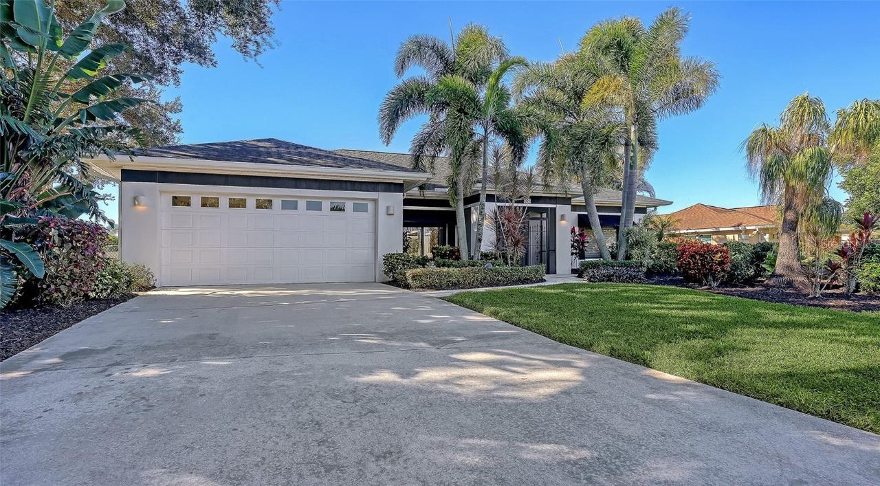 8068 Estates Dr., Sarasota, FL 34243