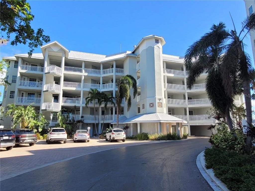 1280 Dolphin Bay Way #204, Sarasota, FL 34242