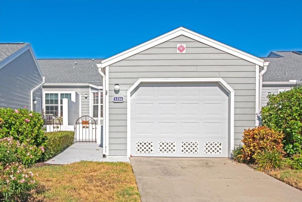 1216 Spoonbill Landings Cir., Bradenton, FL 34209