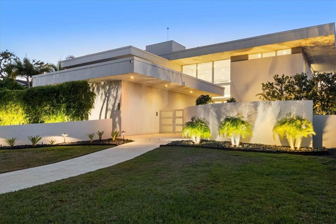 3638 San Remo Ter., Sarasota, FL 34239