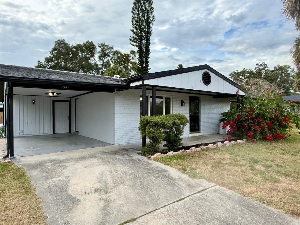 1341 Hinton St., Port Charlotte, FL 33952