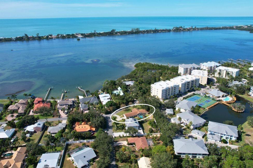 315 Bayshore Dr., Osprey, FL 34229