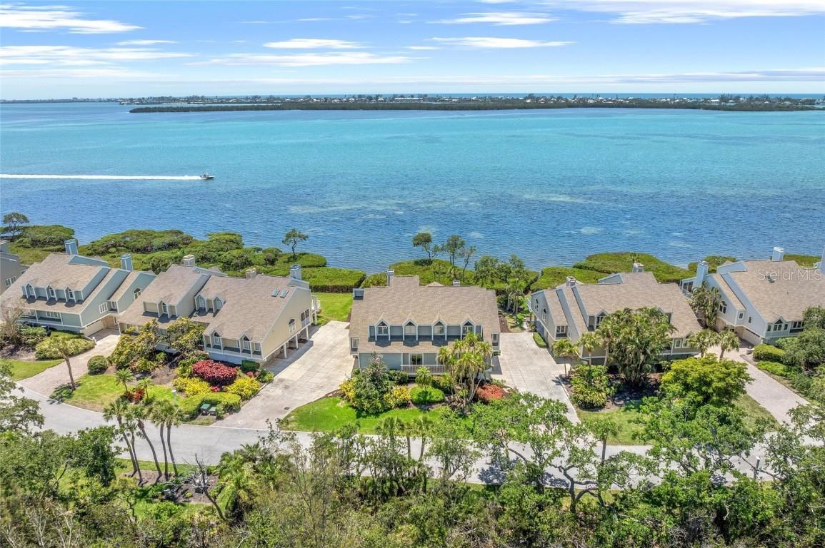 78 Tidy Island Blvd., Bradenton, FL 34210