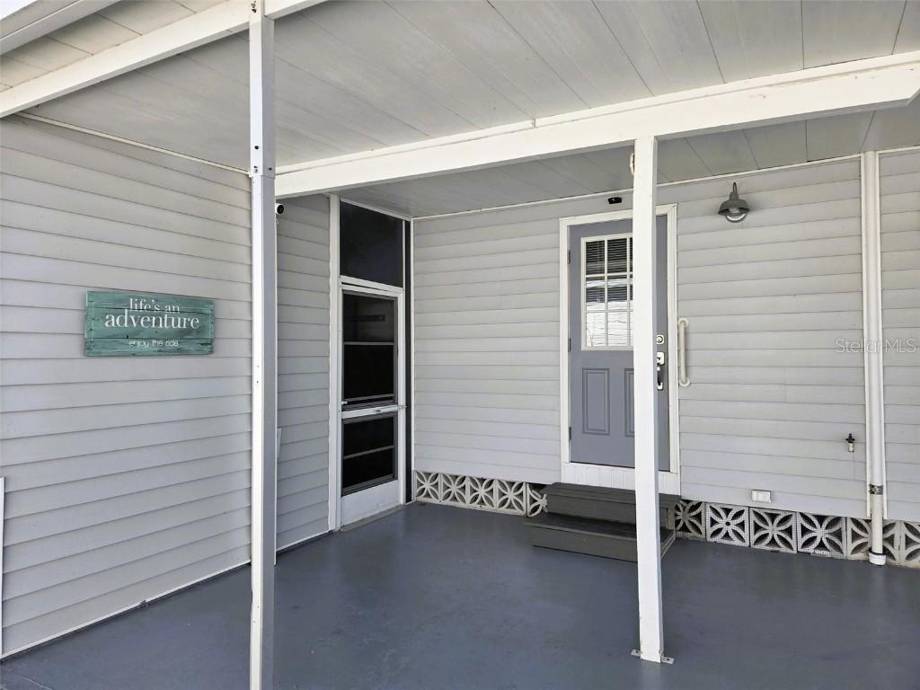 415 Oakwood Blvd., Sarasota, FL 34237