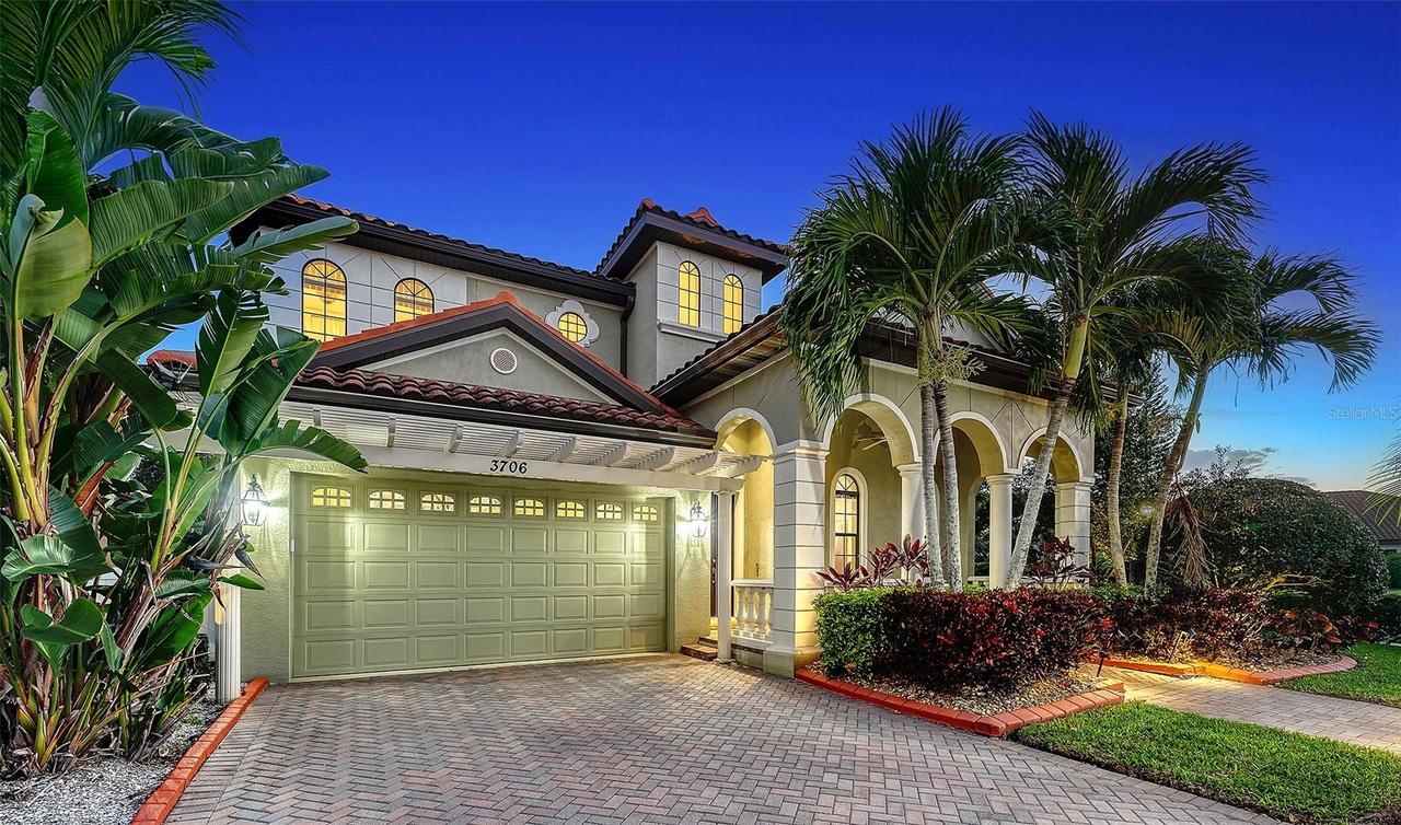 3706 80th Dr., Sarasota, FL 34243