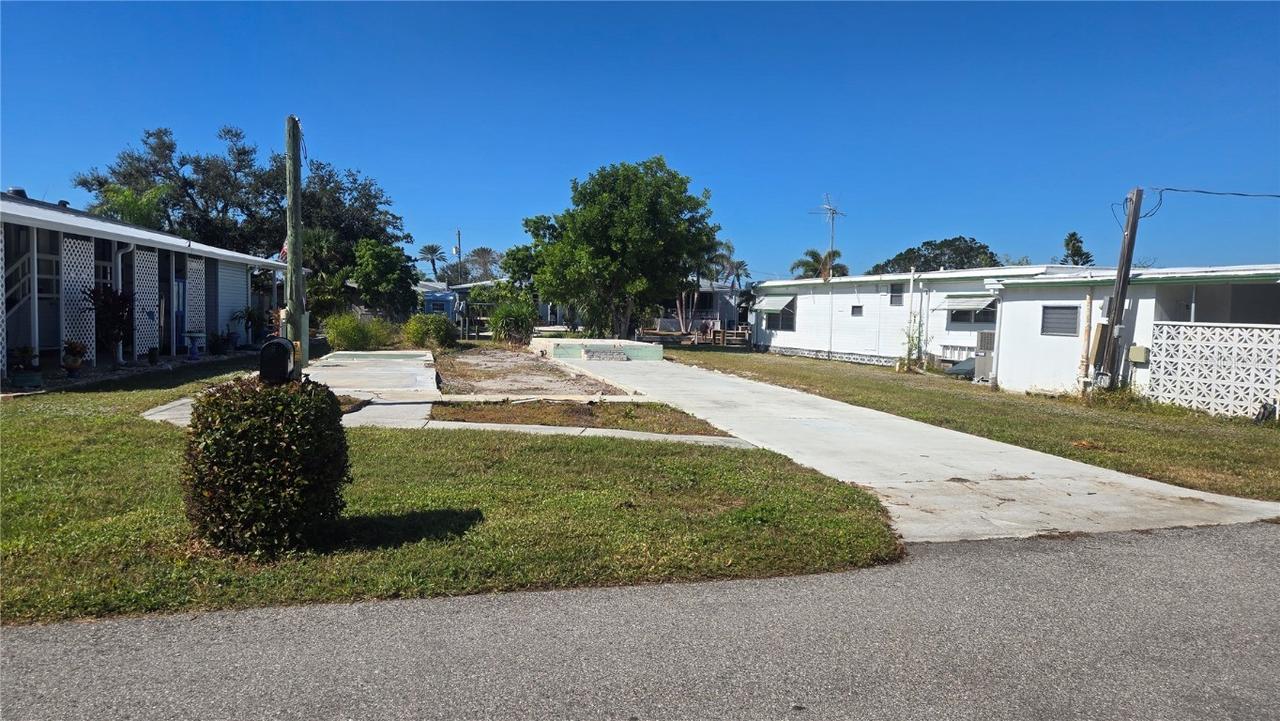 43 Hatchett Creek Rd., Venice, FL 34285