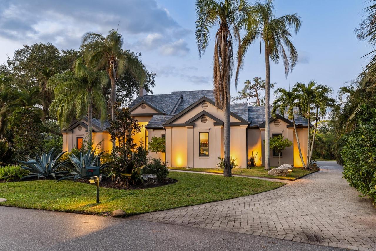 49 Osprey Point Dr., Osprey, FL 34229