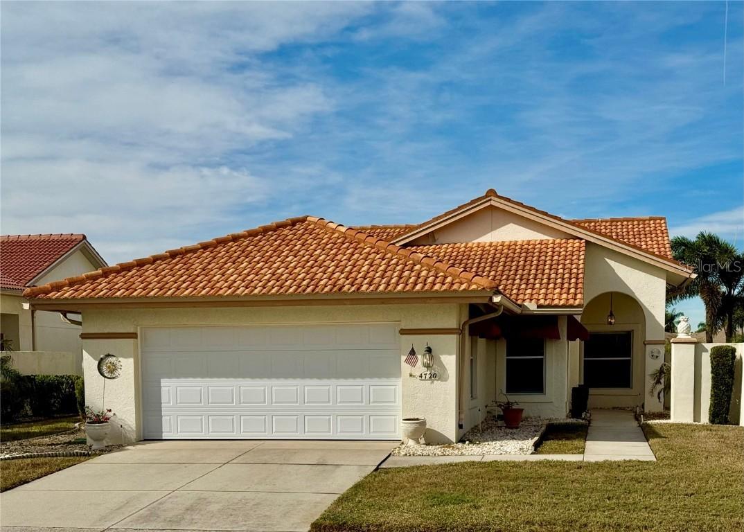 4720 Peridia Blvd., Bradenton, FL 34203