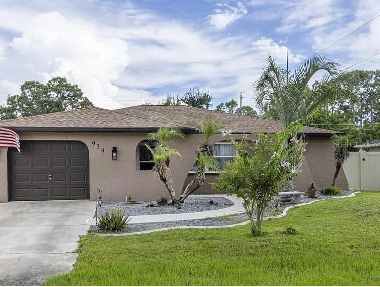 939 Silver Springs Ter., Port Charlotte, FL 33948