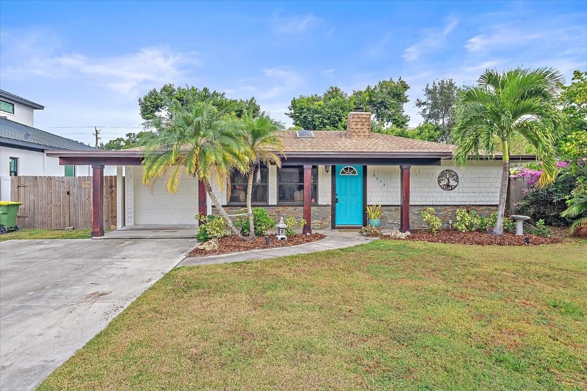 2313 Loma Linda St., Sarasota, FL 34239
