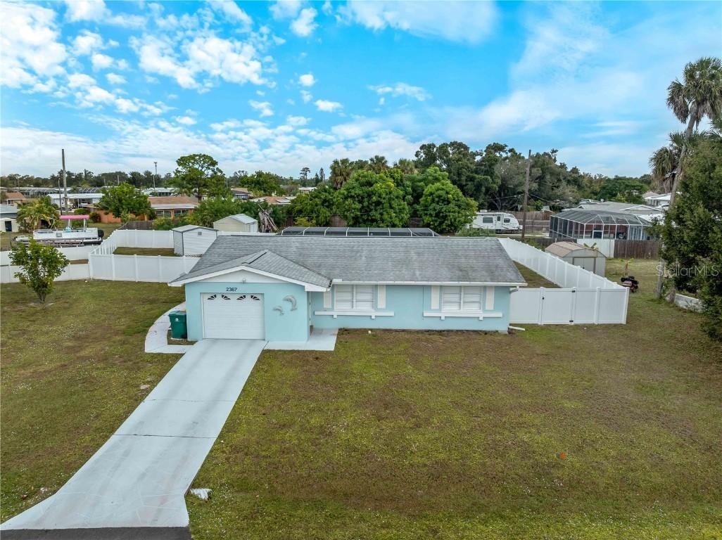 2367 Ivanhoe St., Port Charlotte, FL 33952