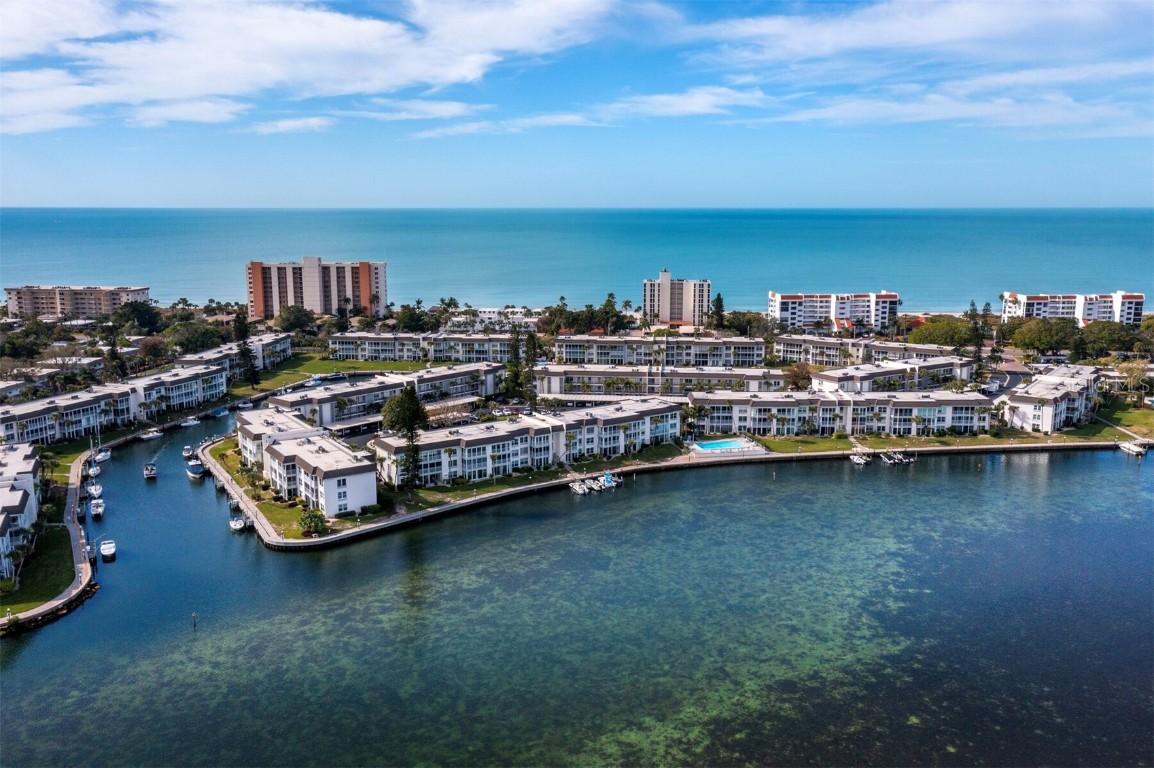 4430 Exeter Dr. #106, Longboat Key, FL 34228