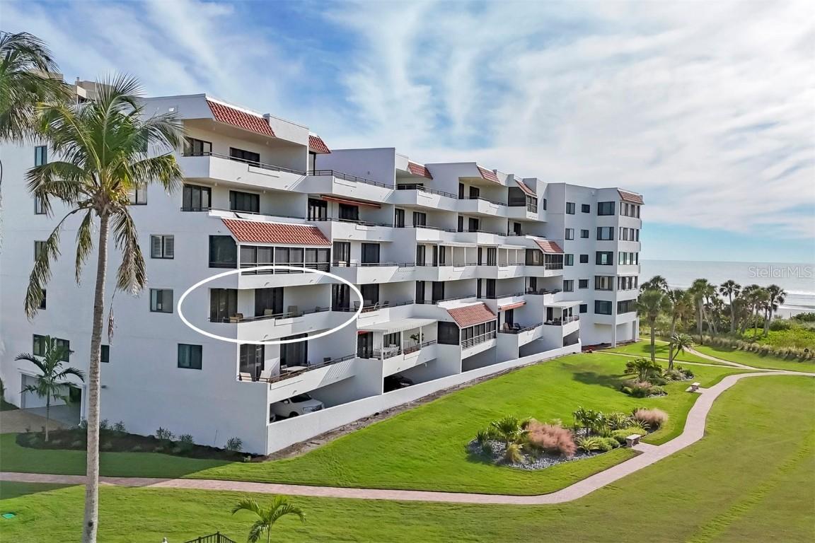 1425 Gulf Of Mexico Dr. #208, Longboat Key, FL 34228