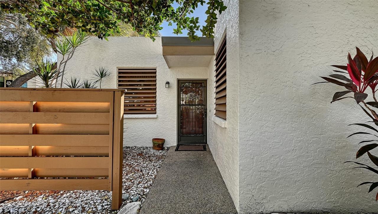 101 Tidewater Dr., Bradenton, FL 34210