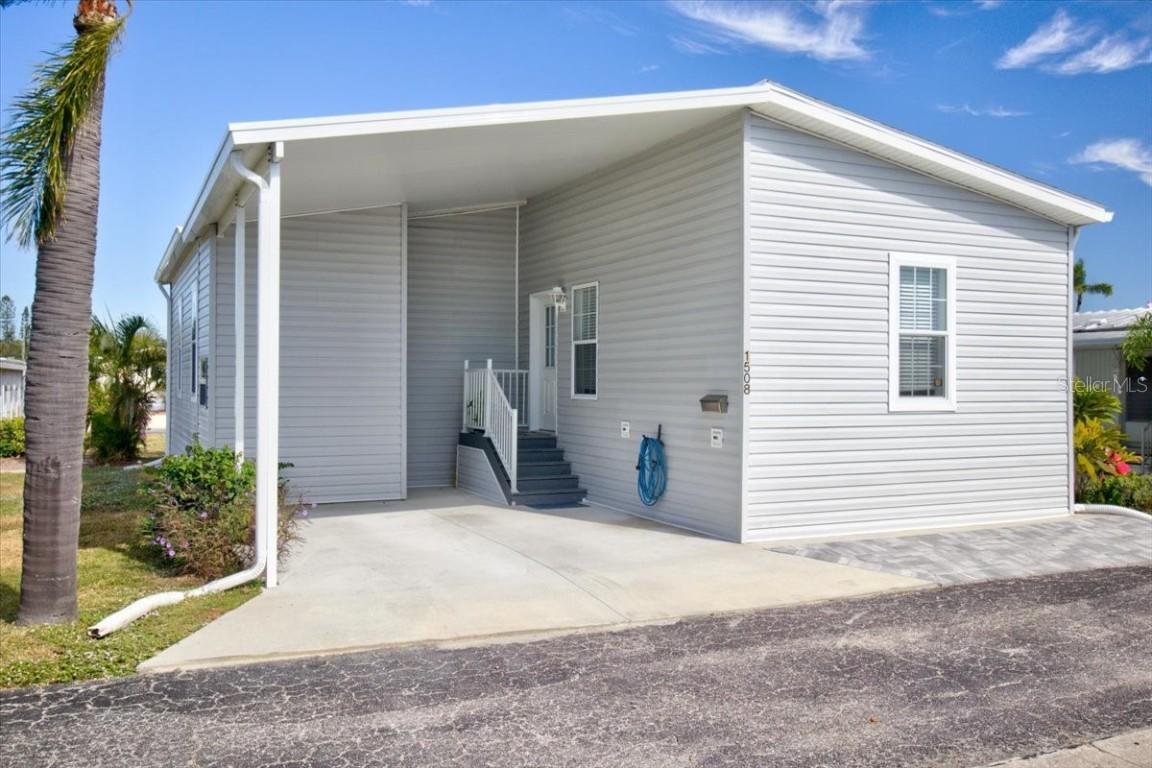 1508 24th Avenue Dr., Bradenton, FL 34205