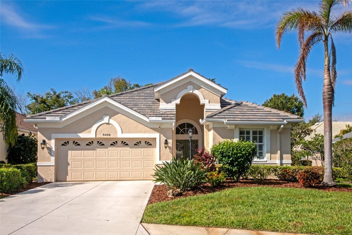 8408 Whispering Woods Ct., Lakewood Ranch, FL 34202