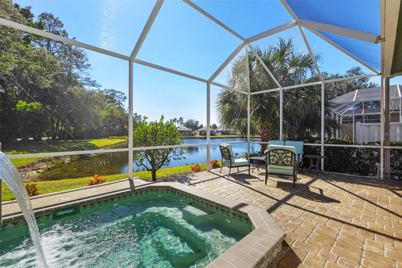 8525 54th Avenue Cir., Bradenton, FL 34211