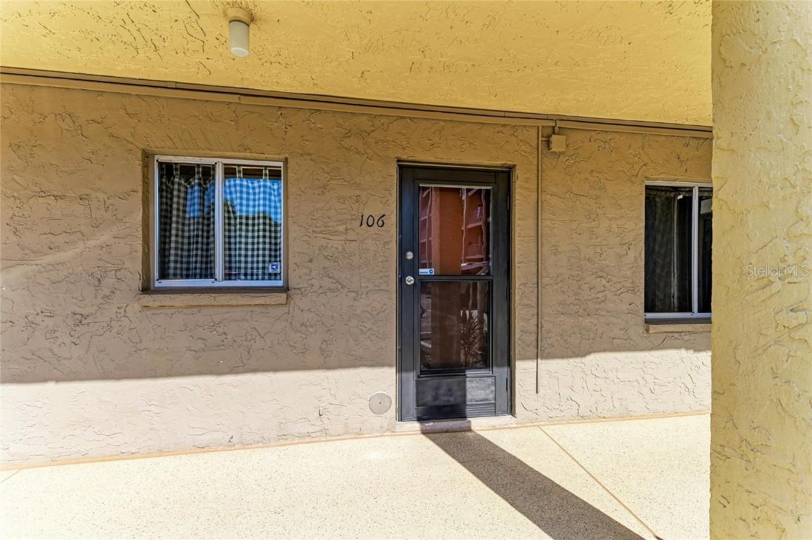 3531 Lake Bayshore Dr. #J106, Bradenton, FL 34205