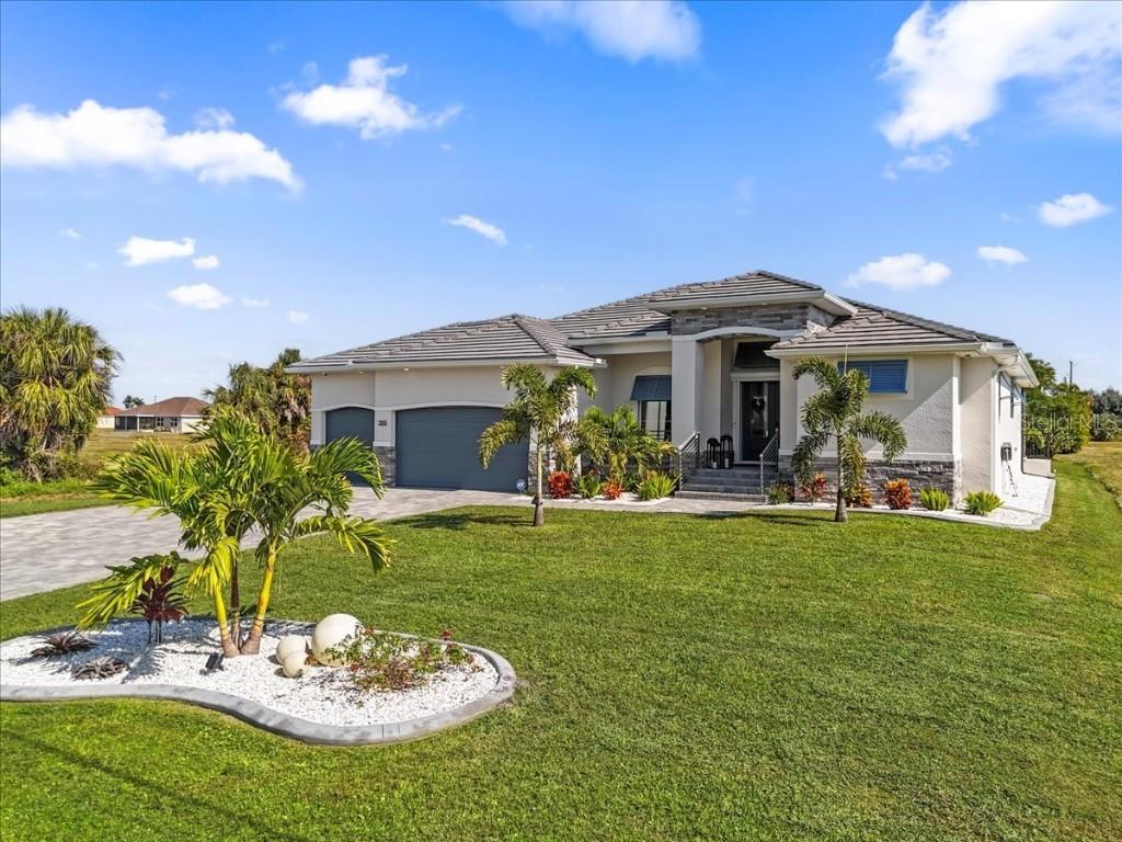 255 Rotonda Blvd., Rotonda West, FL 33947