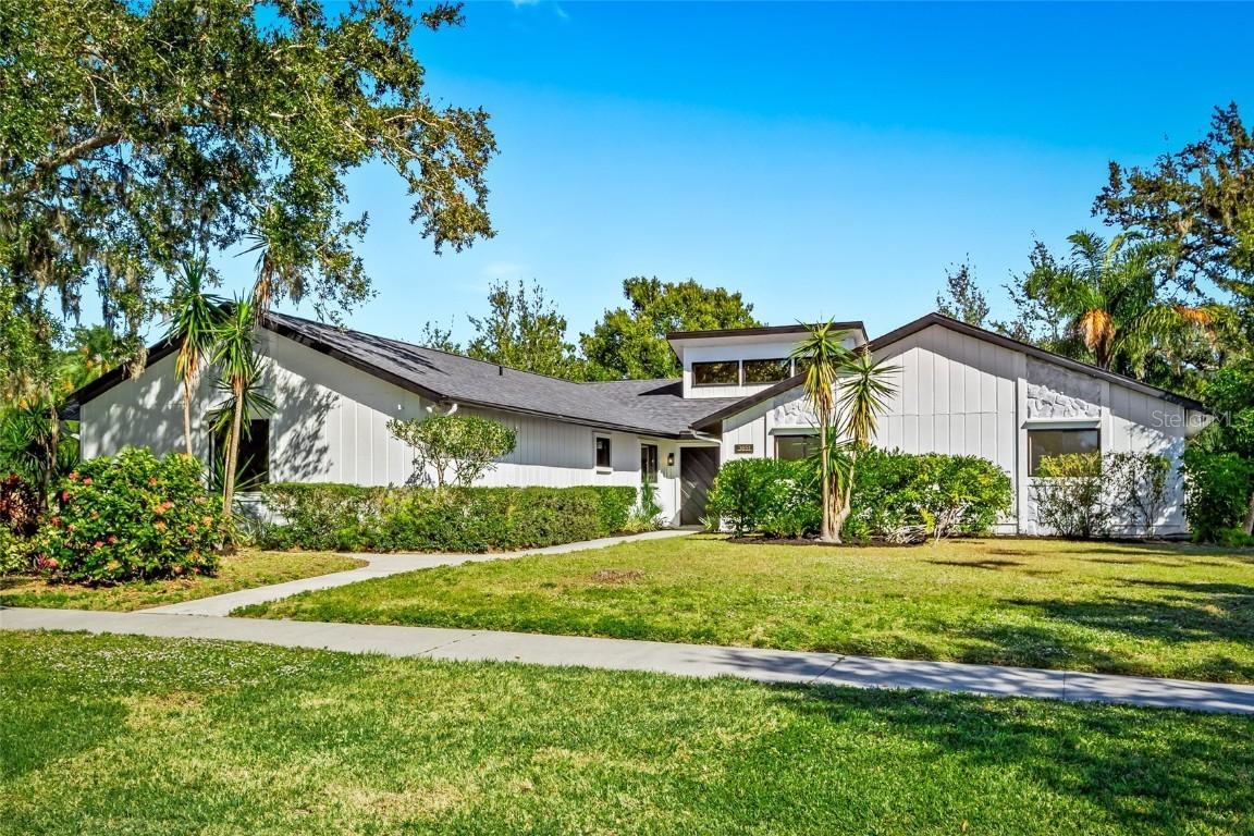 3651 Country Place Blvd., Sarasota, FL 34233