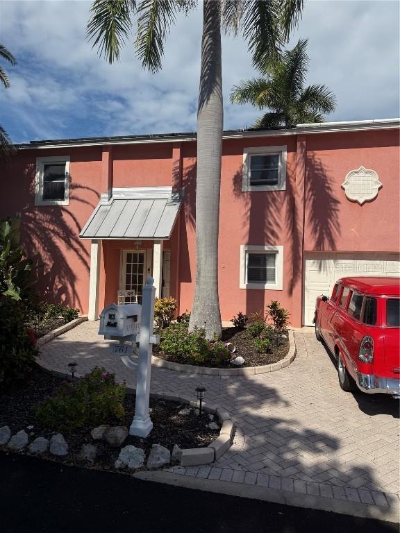761 Tarawitt Dr., Longboat Key, FL 34228