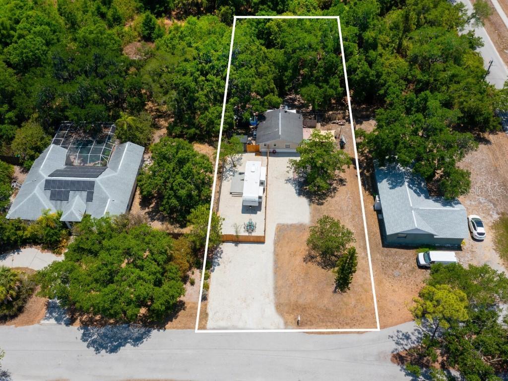 3200 Tobero Ln., Sarasota, FL 34235