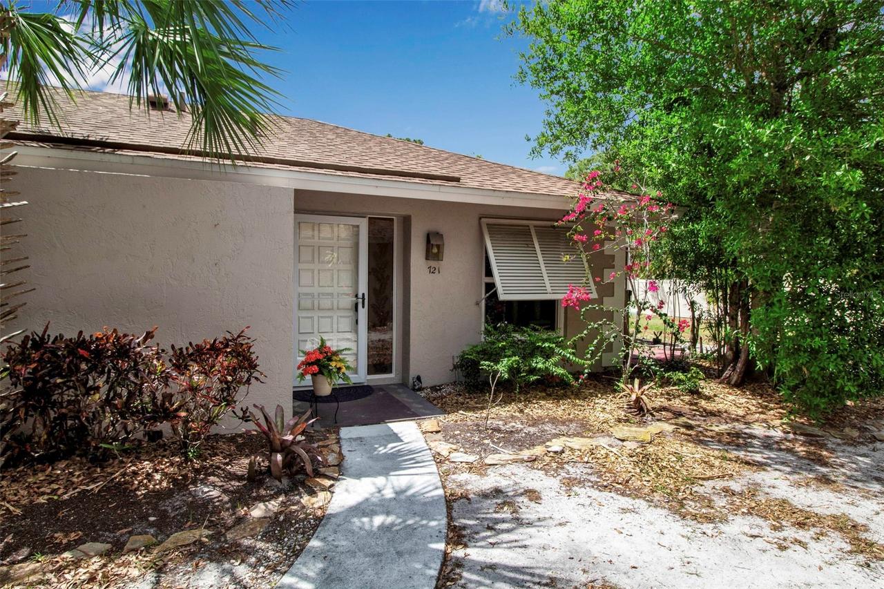 721 N Jefferson Ave., Sarasota, FL 34237