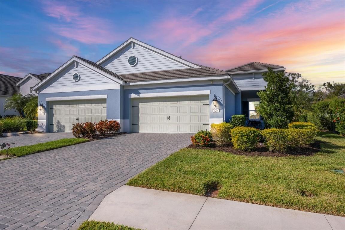 3214 Sky Blue Cove, Bradenton, FL 34211