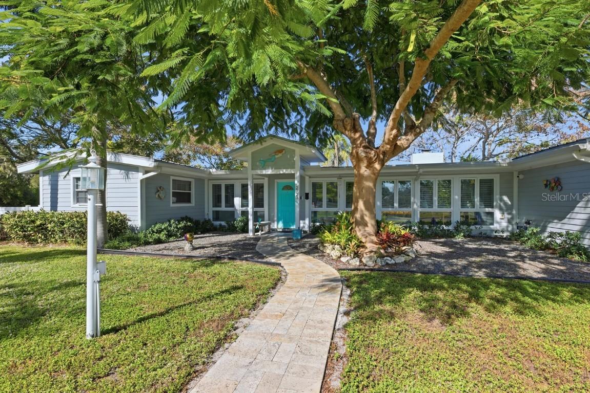 2723 59th St., Sarasota, FL 34243