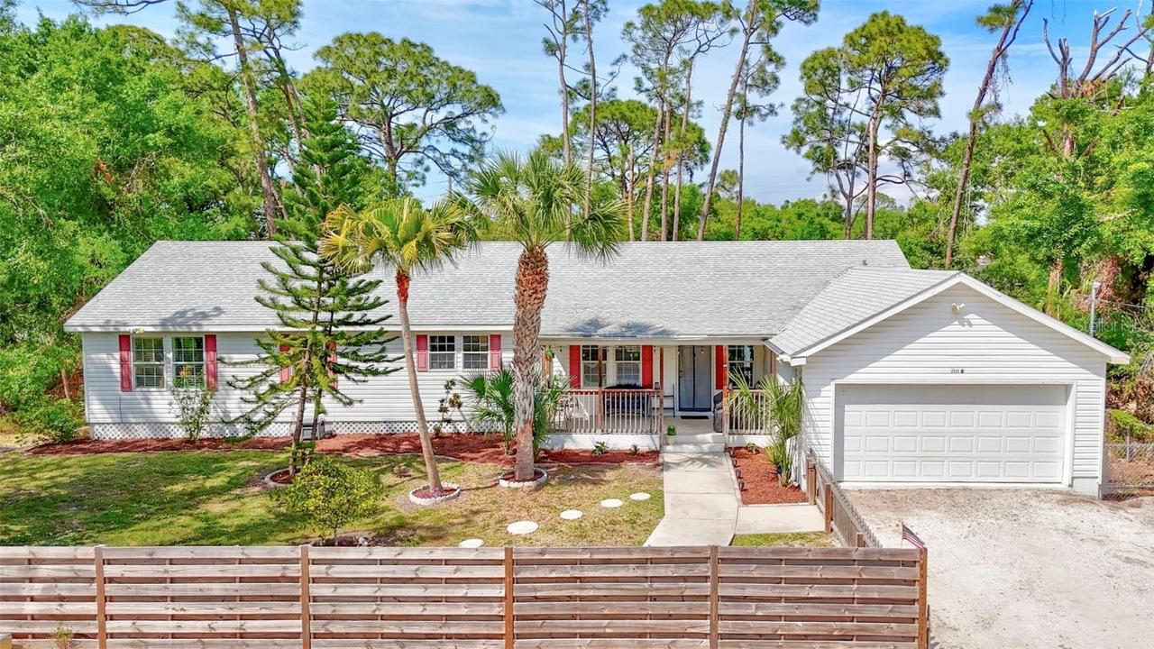 2425 21st St. #B, Sarasota, FL 34234