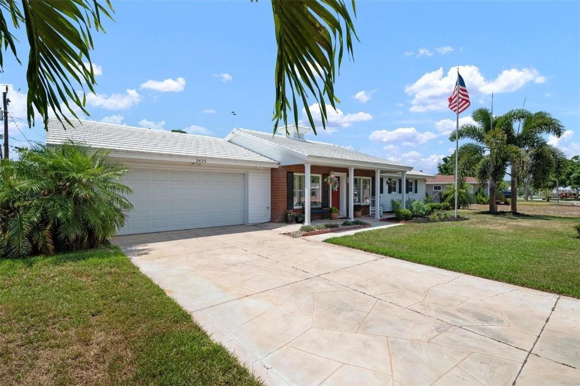 2425 Constitution Blvd., Sarasota, FL 34231