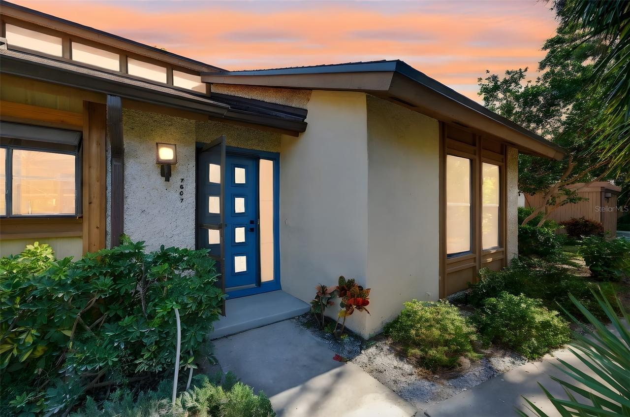 7607 4th Ave., Bradenton, FL 34209