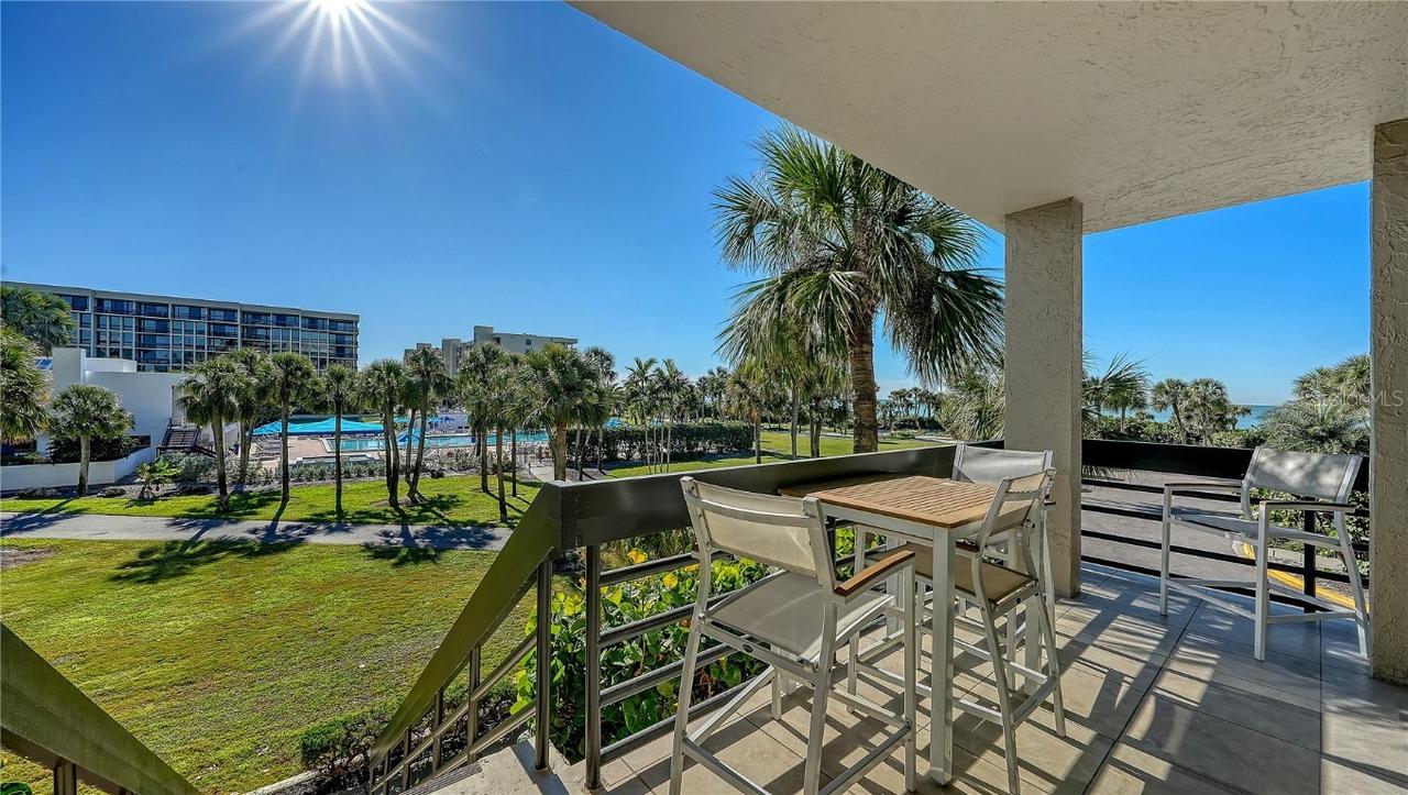 1125 Gulf Of Mexico Dr. #101, Longboat Key, FL 34228