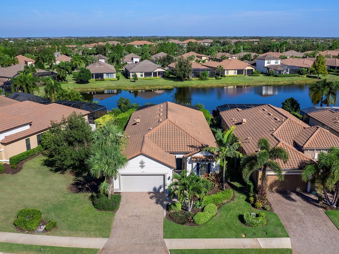 12729 Fontana Loop, Lakewood Ranch, FL 34211