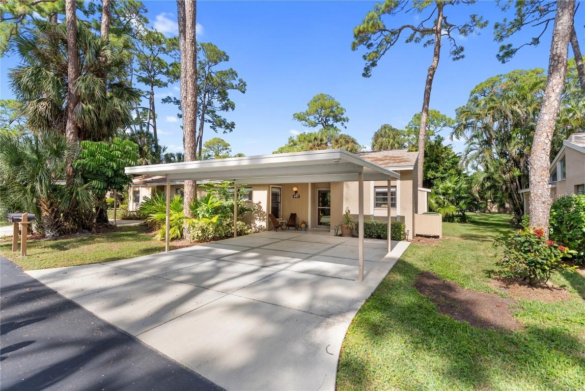 4767 Village Gardens Dr. #94, Sarasota, FL 34234