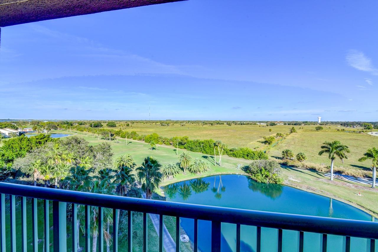 2320 Terra Ceia Bay Blvd. #811, Palmetto, FL 34221
