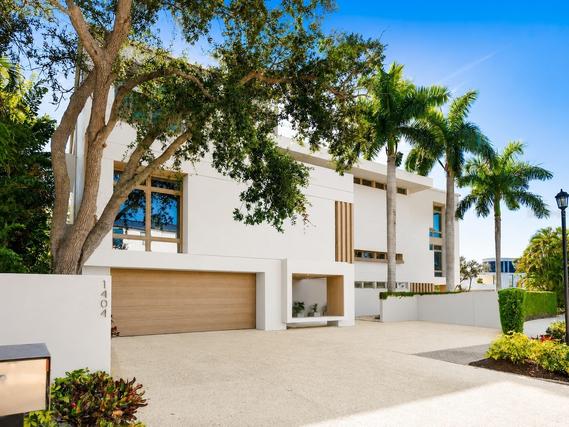 New Homes with In-ground Swimming Pools in South Sarasota: January 11th to January 17th