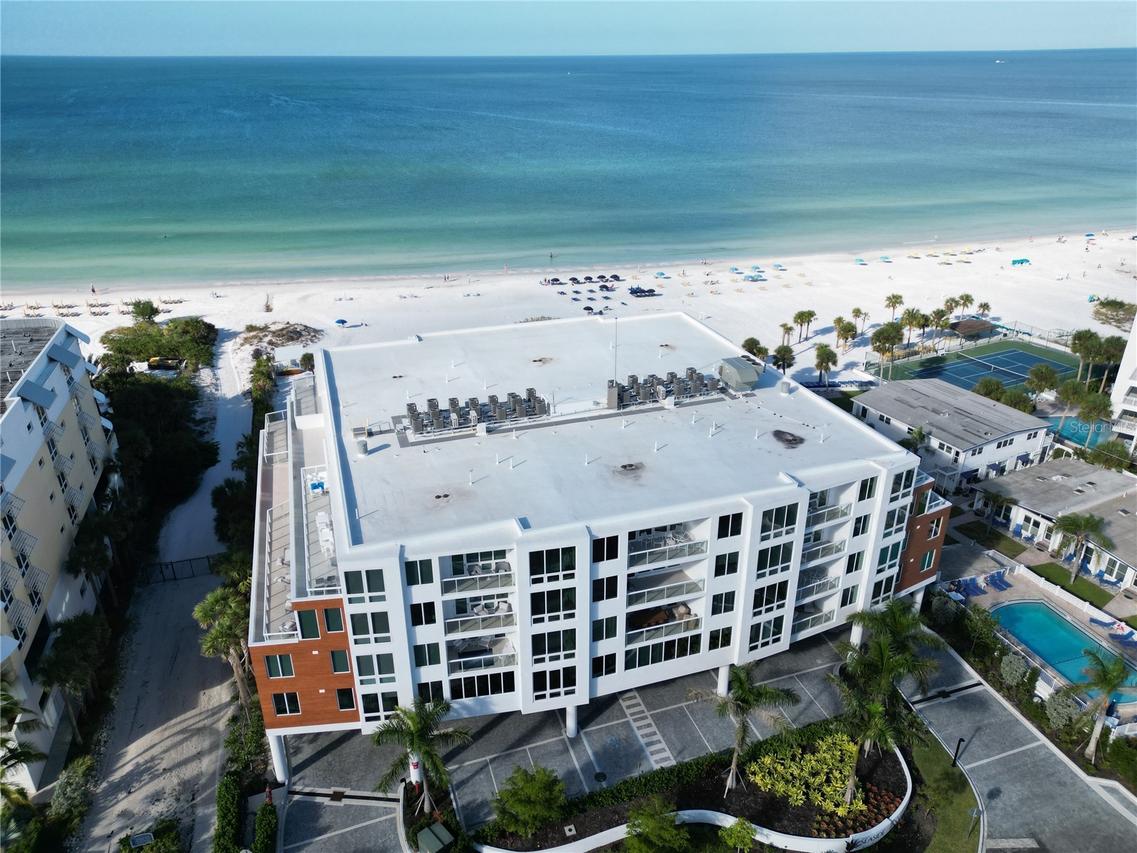1035 Seaside Dr. #404, Sarasota, FL 34242