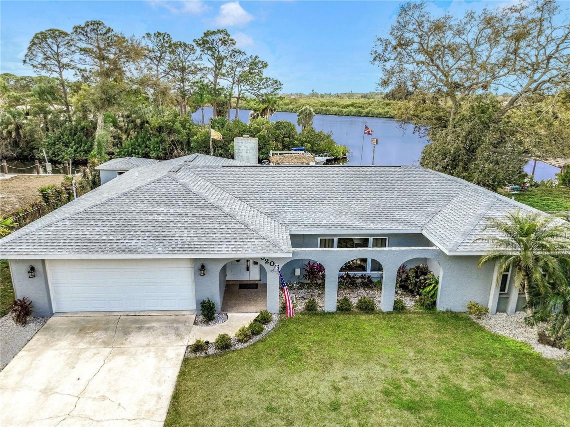 5206 18th Ave., Bradenton, FL 34208