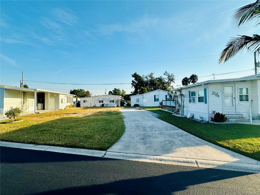 522 Centre St., Palmetto, FL 34221